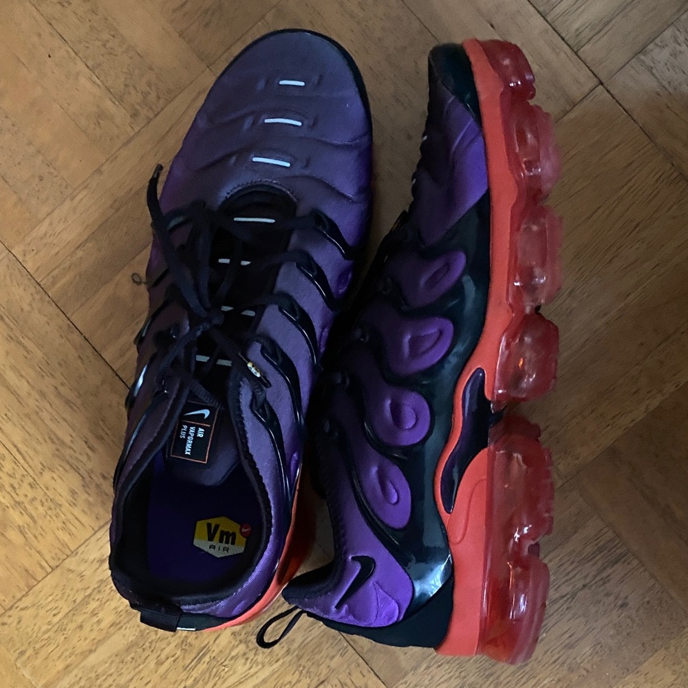 Nike Men's Purple and Red Sneakers